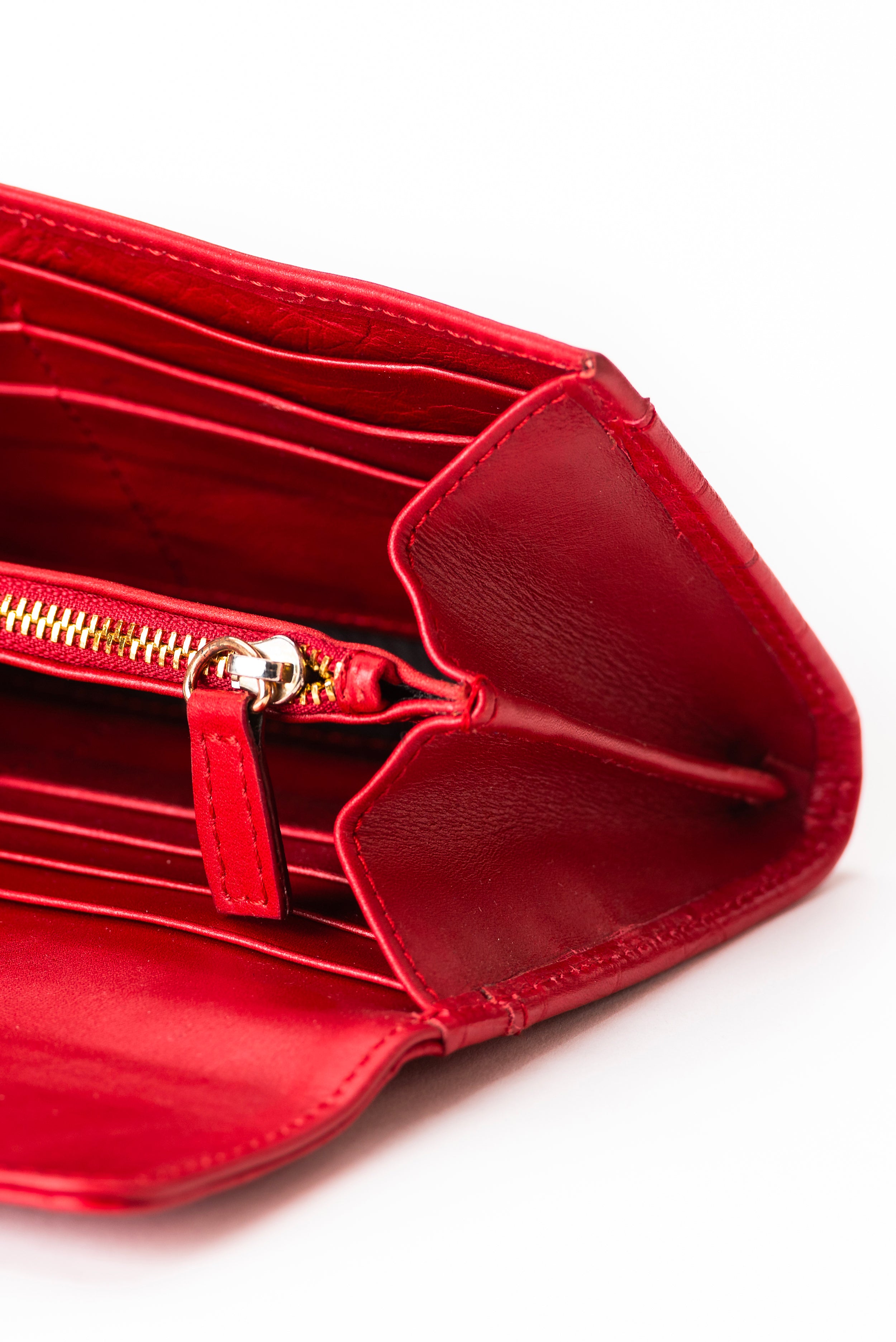The Sultan Wallet - Red Embossed